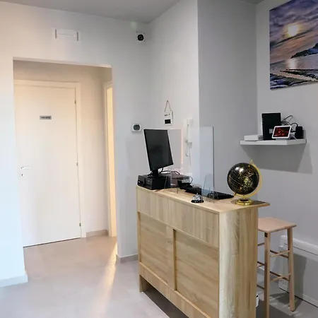 La Nuit Alojamento de Acomodação e Pequeno-almoço 3*