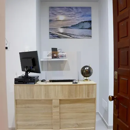 Alojamento de Acomodação e Pequeno-almoço La Nuit 3*