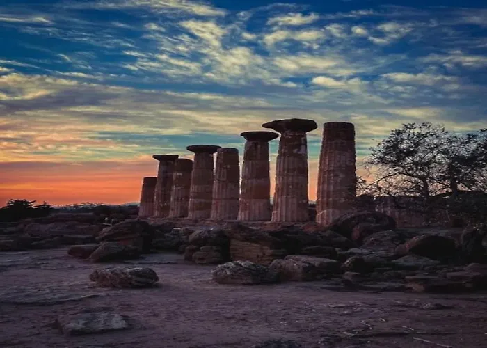 La Nuit Bed & Breakfast